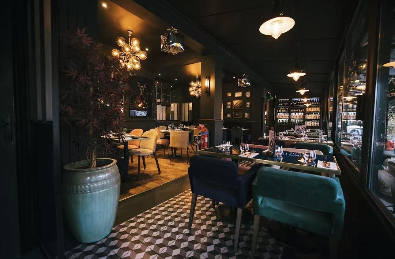 Salle privatisable de L'Absolu — restaurant pour événements en Essonne